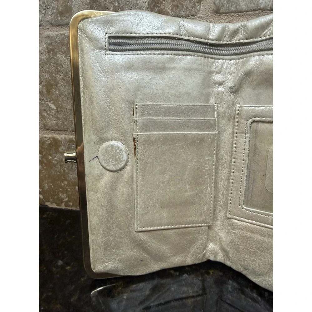 Hobo International‎ Double Kisslock Wallet Silver Gray Glazed Leather Clutch